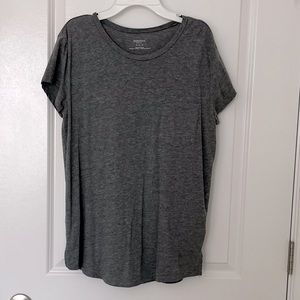 Motherhood Maternity gray t-shirt